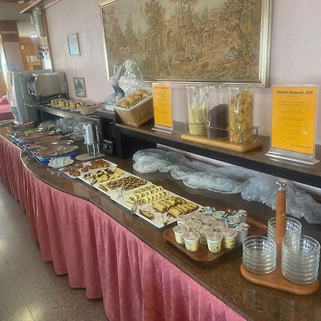 Hotel Olisamir Cavedago Dış mekan fotoğraf