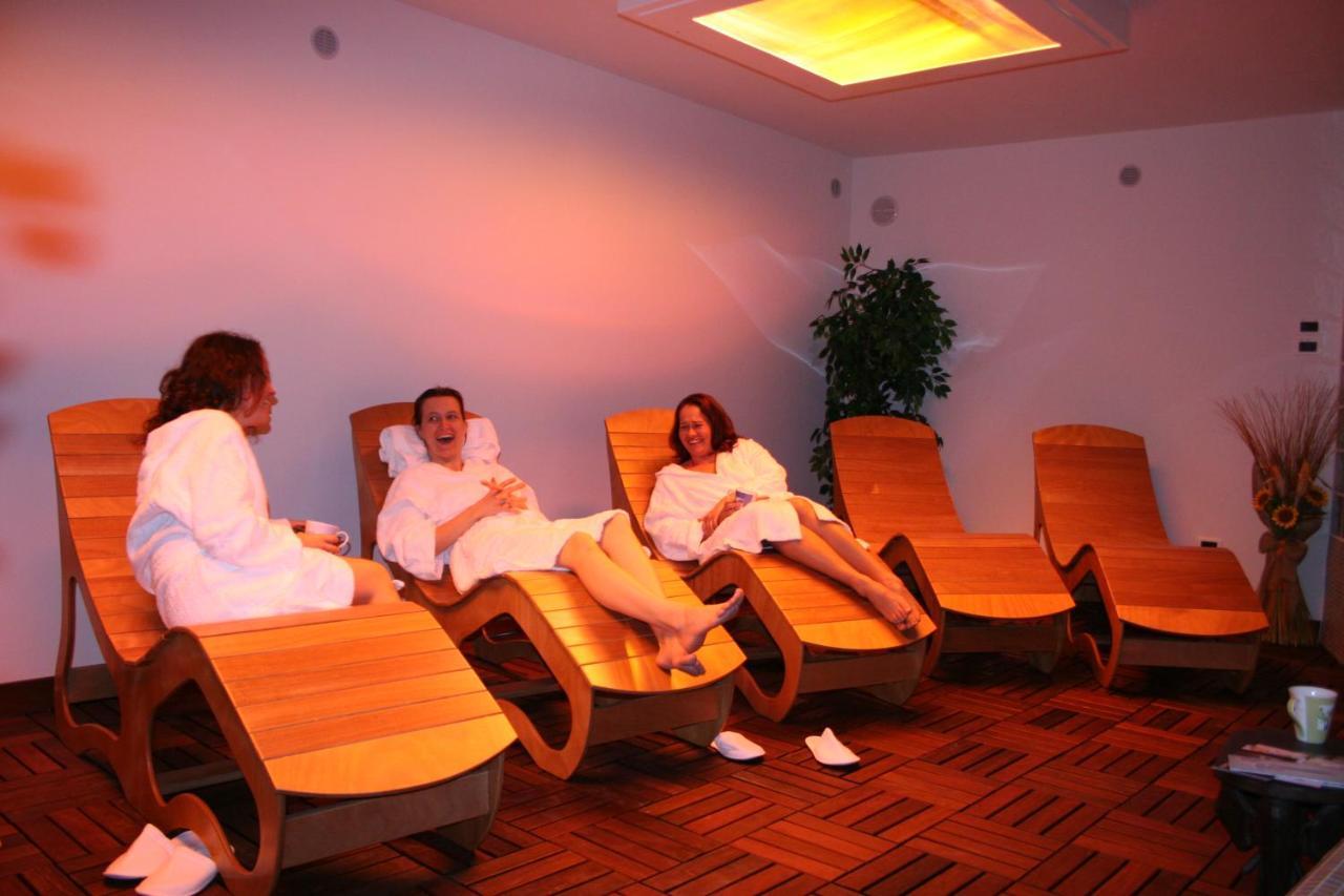 Hotel Olisamir Cavedago Dış mekan fotoğraf