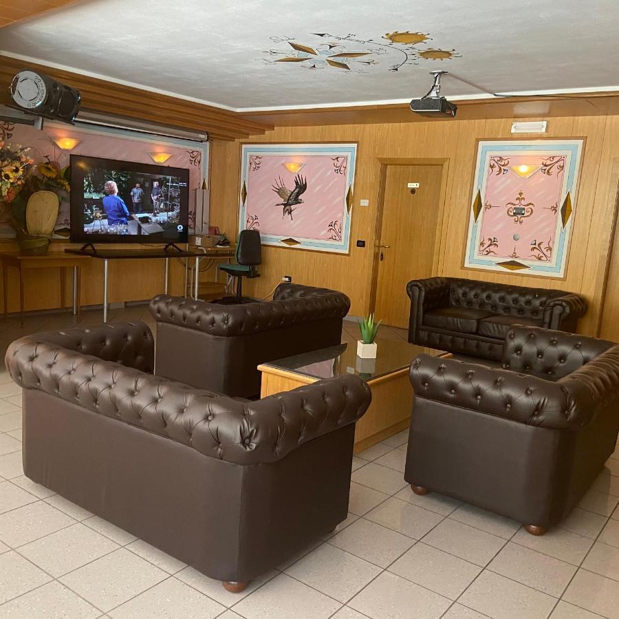 Hotel Olisamir Cavedago Dış mekan fotoğraf